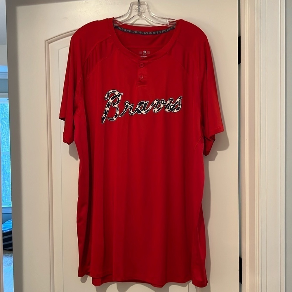 Atlanta Braves Demarini Red short sleeve button lightweight tshirt size L